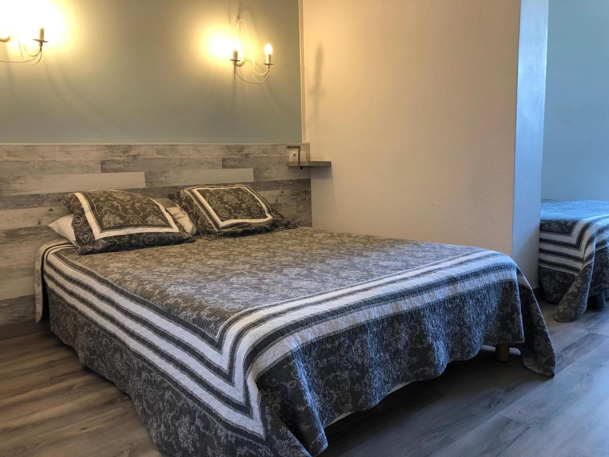 Logis Hotel Le Clement V Roquemaure  Eksteriør billede